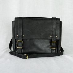 Messenger Bag by Elevate in black