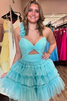 One Shoulder Light Blue A-Line Layered Tulle Homecoming Dress Blue Tulle Mini Dress For Wedding, Blue Tiered Tulle Dress, Light Blue Tiered Party Dress, Tiered Dresses For Debutante Ball, Blue Mini Tulle Dresses, Blue Tulle Mini Dress For Spring, Yellow Party Dresses, Rustic Wedding Gowns, Bodycon Dress Homecoming