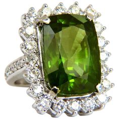 GIA Certified 18.58 Carat Natural Green Peridot Diamond Ring 18 Karat Green Diamond Ring For Formal Occasions, Green Platinum Gemstones Fine Jewelry, Luxury Peridot Ring For Formal Occasions, Fine Green Platinum Gemstones Jewelry, Luxury Green Gemstones With Halo Setting, Dazzling Green Diamond Ring For Formal Occasions, Luxury Brilliant Cut Green Gemstones, Platinum Green Diamond Ring, Formal Green Diamond Ring With Prong Setting