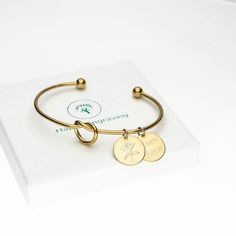 Our birth flower Disc personalised bracelet gives you the ability to wear a little token of your personality represented with beautiful hand-drawn birth flowers. This beautiful Birth Month Flower bracelet is a great gift idea for Moms, girlfriends, sisters or for yourself! ∙ ∙ ∙ ∙ ∙ ∙ ∙ ∙ ∙ ∙ ∙ ∙ ∙ ∙ ∙ ∙ ∙ ∙ ∙ ∙ ∙ ∙ ∙ ∙ ∙ ∙ ∙ ∙ ∙ ∙ ∙ ∙ ∙ ∙ ∙ ∙ ∙ ∙ W H Y ∙ Y O U ∙ W I L L ∙ L O V E ∙ I T *It's dainty and can be worn every day. *A unique piece you'll treasure. *Nickel and lead free. *High quality Birth Flower Bracelets For Birthday And Mother's Day, Elegant Birth Flower Bracelets As Gift, Silver Birth Flower Bracelet As Gift, Silver Birth Flower Bracelet Jewelry, Adjustable Birth Flower Bracelet, Knot Bangle, Month Flowers, Birth Month Flowers, Personalized Gifts For Her