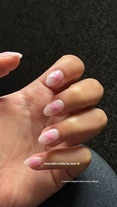 Here Are The 15 Coolest Fall 2023 Nail Trends To Obsess Over Aesthetic Nails Short Almond, Gel Nails Natural Nail, Allison Gonzalez, Korean Short Nails, Mail Inspo 2023, 2023 Nail, Simple Gel Nails, Summery Nails, Cute Gel Nails