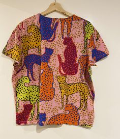 Pretty GORMAN “Cheetah” T-shirt Tee top size 10  | eBay Multicolor Cat Print Tops For Summer, Summer Multicolor Cat Print Tops, Casual Short Sleeve Tops With Unique Print, Pink Cotton T-shirt With All Over Print, Cotton Crew Neck Top With Cat Print, Casual Short Sleeve T-shirt With Unique Print, Relaxed Fit Tops With Unique Print And Short Sleeves, Casual Short Sleeve Top With Bold Print, Multicolor Cat Print Cotton Tops