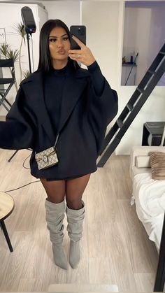 Plt Dress Outfit, Winterwonder Land Outfits, Concert Outfit Winter Black Women, Winter Dress Black Women, Winter Outfit Date Night, Winter Outfits For Birthday, Christmas Party Outfits Black Women, Winter Wedding Outfits For Guest, Birthday Outfit Ideas Summer