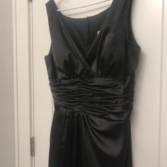 New Never Worn Size Large Lined Black Dress For Dinner, Black Lined Evening Dress, Black Lined Dress For Dinner, Black Lined Dinner Dress, Fiesta Dress, Dresses Boutique, Boutique Dresses, Colorful Dresses, Little Black Dress