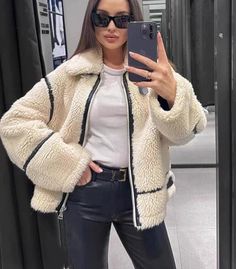 Wool Jackets Women, Winter Fur Coats, Patchwork Cardigan, Womens Jackets Casual, Lapel Jacket, Winter Chic, Women Overcoat, Fur Coats Women, Mini Robes