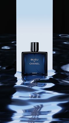 Bleu De Chanel Perfume For Men, Chanel Perfumes, Kate Spade Perfume, Chanel Bleu, Citrus Perfume, Shoe Advertising