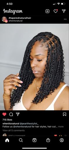 Box Braids Bob Shoulder Length, Short Box Braids Hairstyles Shoulder Length, Short Goddess Braids Shoulder Length, Bob Boho Knotless Braids, Short Crochet Braid Styles, Braids Bob, Mommy Hairstyles, Box Braids Bob