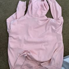 Extra Large Light Pink Nike Hoodie, Looks Brand New Pink Nike Hoodie, Nike Sweatsuit, Black Nike Hoodie, Nike Original, Nike Hat, Nike Pro Combat, Nike Jersey, Nike Tennis Dress, Running Shorts Women