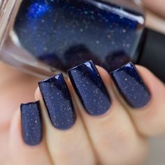 17 Trendy Winter Nail Colors for 2023-2024 - thepinkgoose.com Beautiful Nail Polish, Natural Nail Designs, Nail Colors Winter, Burgundy Nails