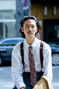 【The Shirt Style By Brooks Brothers】ブルックス ブラザーズとシャツとわたし。Vol.11 上杉柊平 俳優 / ラッパー | NEWS | HOUYHNHNM（フイナム） T Shirt Over Button Up, Polo Shirt Men Outfit, Asian Streetwear Fashion, Asian Streetwear, Vintage Mens Fashion, Button Down Dress Shirt, Button Down, Suit Style, Down Dress