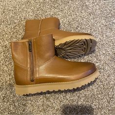 New Without Tags, Never Worn Ugg Zip Up Boots, Shoes Ugg, Womens Uggs, Ugg Shoes, Boots Booties, Bootie Boots, Chelsea, Ankle Boots, Size 7