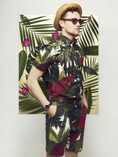 Hawaiian Punch by Saty + Pratha for Style Advisor. Jungle Man, Mens Athletic Fashion, Dreadlocks Men, Hawaiian Punch, Island Fashion, Fabric Inspiration, Street Fashion Photography