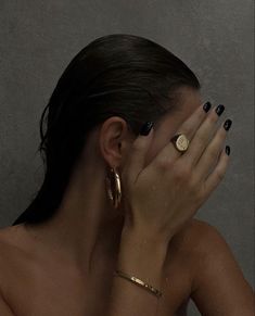 Hoop Earrings Aesthetic, Jewelry Mood Board, Jewelry Product Shots, Creative Jewelry Photography, Dark Jewelry, Feed Ig, Jewelry Photoshoot, Nail Ring, Nail Jewelry