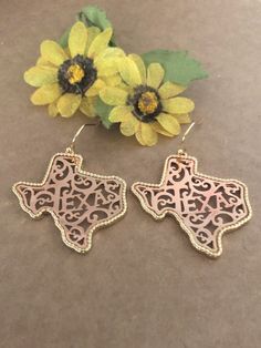 Custom designed by Alicia's Precious Collection. Handmade with love, in Spring, TX. Large Texas State Shaped Earrings in Rose Gold and Gold Trim from the Lone Star State. Details include 1.50 inch length and 1.25 inch wide Texas Charm Earrings with Silver Middle and Gold outer edges. These are made of an aluminum-based metal and are lead and nickel free. You will love these little cuties... 10% of profits will be donated to Anxiety and Panic Disorder Foundations in and around the Houston Texas a Texas Jewelry, Rose Gold And Gold, Monogram Earrings, Texas Gifts, Earrings Rose Gold, Lone Star State, Texas State, Gifts For My Sister, Large Earrings