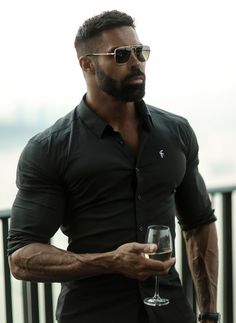 Andreas Linder, Mafia Men, Mens Hairstyles With Beard, Outfit Classic, Beard Fade, Beard Style, Masculine Men