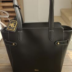 Perfect Condition Carried One Time Ralph Lauren Purse, Ralph Lauren Purses, Ralph Lauren Bags, One Time, Gold Black, Carry On, Ralph Lauren, Bag Lady, Purse