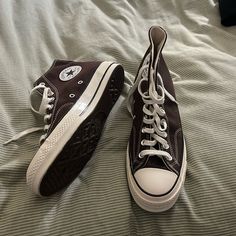 Brand New No Box, Size 9 Men 11 Women Skull Converse Shoes, Grunge Shoes Men, Retro Sneakers Mens, Male Shoes Aesthetic, Brown Converse Outfit Men, Boy Shoes Aesthetic, Shoes For Men Aesthetic, Brown Converse Outfit, Men Shoes Aesthetic