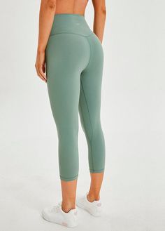 High-Waist Performance Crop Leggings Comfortable fit and soft touch Lightweight, stretchy and breathable Squat proof Secret Pocket Sweat-wicking 4-way stretch Design for a wide range of activities: gym, home workout, running, studio, coffee, travel or any other activity you desire. No sides seam Fabric: 80% Nylon, 20% Spandex Astoria Activewear, Blue Yoga Pants, Lululemon Outfits, Elastic Leggings, Athletic Clothes, Gym Outfits, Cute Leggings, Christmas Things, Women Golfers