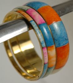 A colorful and beautiful bracelet set with strong colors in light hues. There are three rings in waning width. It looks strikingly classy bohemian and tasteful. A very exclusive design. Bohemian Multicolor Stackable Bangle, Diy Tie Dye Designs, Polymer Clay Bracelets, Clay Bracelets, Polymer Clay Bracelet, Tie Dye Diy, Clay Bracelet, Three Rings, Fashionista Style