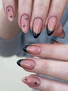 nero  Collar  ABS   Embellished Minimalist Nail, Gold Nail, Colorful Nails, Y2k Nails, Diy Nail Art, Artificial Nails, Rhinestone Nails, Nail Art Diy, Cute Acrylic Nails