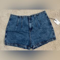 High Waisted Denim Short, No Pockets, Zipper On Front. Size Is 29 But These Shorts Run Slightly Big High Waist Jean Shorts With Zipper Closure, High Rise Jean Shorts By Forever 21, Fitted Denim Bottoms From Forever 21, Forever 21 Fitted Denim Blue Bottoms, Fitted Denim Blue Bottoms By Forever 21, Forever 21 Fitted Denim Bottoms, Fitted Denim Blue Bottoms From Forever 21, High Waist Medium Wash Bottoms From Forever 21, Forever 21 High Waist Denim Blue Bottoms