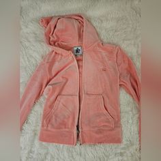 Juicy Zip Up Hooded Jacket. Color Is Beautiful Pink. Velvet. Pink Velvet Jacket, Juicy Track Suit, Embellished Hoodie, Brown Zip Ups, Juicy Couture Jacket, Cashmere Jacket, Retro Jacket, Couture Jackets, Studded Jeans