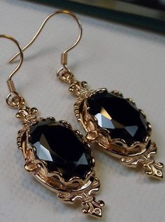 Rose Gold Black Onyx or Black Cubic Zirconia (CZ) earrings, Victorian Jewelry Black Onyx Earrings, Black Gems, Pin Design, Earrings Rose Gold, Floral Brooch, Onyx Earrings, Black Jewelry, Black Earrings, Victorian Jewelry