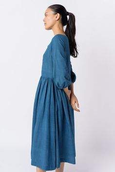 Effortless elegance in this indigo midi dress with waist gathers, a relaxed fit, and a gentle scoop neckline. Crafted from soft textured cotton, it offers year-round comfort and versatility for your everyday style. Navy Wedge Sandals, Handloom Fabric, Indigo Colour, Handwoven Fabric, Dyed Dress, Mid Dresses, Navy Dress, High Point, Favorite Dress