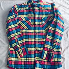 Vintage Nwt Quilt-Lined Flannel Jacket/Shirt From St. John’s Bay. Item Is. Size Medium And Still Has Tags Attached. Item Has Pulls/Snags On The Exterior, And Has A Sticker Residue On The Interior By The Neck Area. Please See Pictures For More Details And Sizing Measurements. Thanks For Looking, Feel Free To Make An Offer And I Do Bundle Discounts. Have A Blessed Day. Casual Multicolor Flannel Shirt For Fall, Multicolor Casual Flannel Shirt For Fall, Multicolor Long Sleeve Flannel Shirt For Fall, Multicolor Long Sleeve Shirt For Streetwear, Retro Yellow Shirt For Fall, Retro Long Sleeve Winter Shirt, Long Sleeve Yellow Shirt For Streetwear, Yellow Long Sleeve Flannel Shirt For Fall, Yellow Long Sleeve Shirt For Streetwear