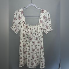 Francesca’s Mini Dress. Never Worn But Tags Removed. Cream With Pink Flowers. Size Medium Casual Pink Floral Dress With Square Neck, Trixxi Dress, Pink Flowers, Outfit Inspirations, Size Medium, Mini Dress, Womens Dresses, Cream, Tags