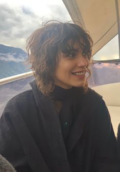 Grown Out Curly Mullet, Unique Hair Cuts, Mica Arganaraz, Curly Shag, W Pictures, Hair References, Types Of Aesthetics, Portraiture Art, Francoise Hardy