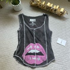 -Nwt -Forever 21 -100% Cotton -Kiss Logo Stretchy Fabric Cheap Forever 21 T-shirt With Letter Print, Forever 21 Cropped Tank Top, Pink Cotton Forever 21 Tops, Forever 21 Graphic Tees, Forever 21 Letter Print T-shirt, Summer Punk, Forever 21 Pink Cotton Top, Kiss Logo, Black Casual Shirt