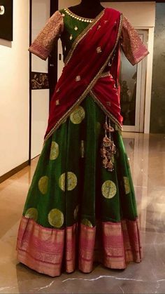 Sadi Dresses Design, Half Saree Designs South Indian, Pattu Lehenga, Black Bridal Dresses, Lehenga And Blouse, Color Floor, Saree Wearing, Saree Wearing Styles