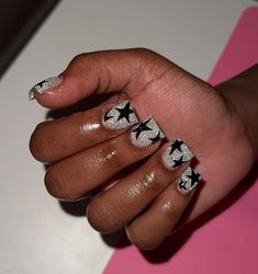 Black And White Nail, Black And White Nail Art, Henna Inspo, Acrylic Toe Nails, Kitty Accessories, Colored Acrylic Nails, Girly Acrylic Nails, White Nail Art