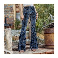 "- Flare pants fit - Inseam 34\" [Size Chart] S (US 3-5) - Bust 33\"- 35\" / Waist 26\"- 27\" / Hips 35\"- 36\" M (US 7-9) - Bust 35\"- 37\" / Waist 28\"- 29\" / Hips 37\"- 38\" L (US 11-13) - Bust 37\"- 39\" / Waist 30\"- 31\" / Hips 39\"- 40\" Model is 5' 9'' and she is wearing size small Thank you for visiting our shop! Please contact us if you have any questions." Plaid Flare Pants, Denim Patchwork Jeans, Chic Pants, Womens Trousers, Patchwork Jeans, Pants With Pockets, Womens Pants, Denim Patchwork, Short Shirts