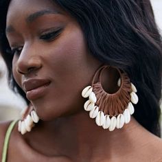 Super Cute Brown Woven Earrings With Shells! Unique Boho Look! Quick & Fast Shipped! Afro Jewelry, Cowrie Shell Jewelry, Hoop Drop Earrings, Earthy Jewelry, African Earrings, Seashell Jewelry, Tassel Drop Earrings, Plain Color, Flower Hair Accessories