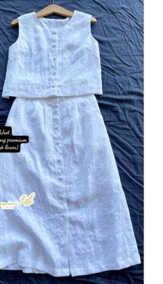 Linen Clothes For Women Summer, Linen Dresses Summer Chic, Linen Style Fashion, Simple Frocks, Western Wear Outfits, Sewing Projects Clothes, Gaun Fashion, Design Moda, Modest Dresses Casual