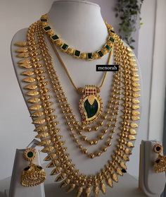 10 Pavan Gold Set For Wedding, Bridal Jewelry Sets Gold, Jewellery Stack, Jewelry Sets Gold, Marriage Jewellery, Gold Haram, Indian Jewelry Earrings, Artificial Jewelry