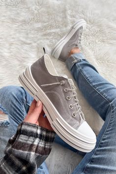 Very G Gray Sneakers Gray Sneakers, Blue Handbags, Grey Sneakers, Capri Blue, Wow Factor, Lace Slip, Stepping Out, Cute Design, Comfy Fits