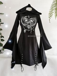 "-Cotton lycra dress with Motorh3ad handmade print on chest. Bell sleeves, oversize hood and stain steel eyelets.  Size XS: chest 84cm/33\" --- waist 58cm/22,6\" --- length  85cm/33,4\"  Size S: chest 88cm/35\"    --- waist  64cm/25,1\" ---length   85cm/33,4\"  Size M: chest 96cm/38\"  ---  waist 72cm/28,3\" --- length  90cm/ 35,4\" Size L: chest 106cm/41\"   ---  waist 82cm/32,2\"  ---length  97cm/38,1\"   Size XL: chest 112cm/44\" - waist  95cm/37,4\"   ---length   100m/ 39,3\" Size 2X: chest Black Dress Women, Lycra Dress, Goth Clothing, Romantic Goth, Dark Gothic, Gothic Dress, Dress Cotton, Womens Black Dress, Goth Outfits