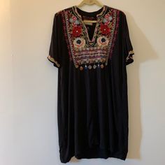 Beautiful Embroidered Short Sleeve Soft V-Neck Dress. Perfect To Dress Up Or Casual. Casual Multicolor Embroidered V-neck Dress, Embroidered V-neck Dress, Casual V-neck Dress With Embroidered Neckline, Multicolor V-neck Embroidered Dress With Floral Details, Multicolor V-neck Dress With Floral Embroidery, Traditional V-neck Embroidered Dress, Traditional V-neck Floral Embroidered Dress, Casual Embroidered V-neck Dress, Casual V-neck Dress With Multicolor Embroidery