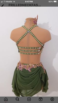 the back of a woman's belly dance costume