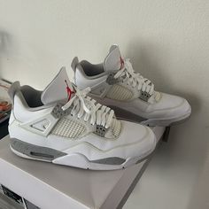 Used Air Jordan 4 Retro, Minor Wear. Please Check Pics. Come With Box. Color Oreo White High-top Air Jordan 4 With Perforations, White Low-top Air Jordan 4 With Perforations, Sporty White Air Jordan 4 With Perforations, White Air Jordan 4 With Air Cushioning, Air Jordan 4 White With Air Cushioning For Sports, White Air Jordan 4 With Air Cushioning For Sports, White Leather Air Jordan 4 With Perforations, Sporty White Air Jordan 4 With Air Cushioning, White Air Jordan 4 With Perforations