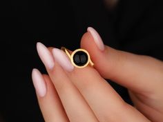 Dainty Real Black Onyx Dome Ring, Onyx Designer Ring Everyday Ring Natural Stone Handmade Jewelry, Bezel Set Ring Vintage Gold Ring Gifts > Gemstone - Onyx > Gemstone Shape - Round > Gemstone Size - 8 mm > Metal - Gold / Rose Gold / Sterling Silver > Metal finish - Smooth Shiny ----Healing with Onyx---- ♥ Strength ♥ Stamina ♥ Constancy ♥ Permanence ♥ Firmness ♥ Durability ♥ Self-control Onyx gives strength.  It promotes vigour, steadfastness and stamina.  Imparts self-confidence, helping you to Vintage Gold Ring, Ring Everyday, Vintage Gold Rings, Bezel Set Ring, Everyday Ring, Dome Ring, Everyday Rings, Onyx Gemstone, Set Ring