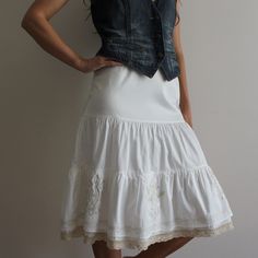 White Skirt Midi Skirt Embroidered Skirt Lace Trim Skirt Tiered Skirt Summer Skirt Lined Fit size: Small Model is 5.77 ft (176 cm) tall, she normally wears size S/M Measurements(lying flat): Waist(elastic): 11"/ 28 cm Length: 27"/ 68.5 cm Please check measurements to insure a proper fit. Remember to allow yourself some extra room for movement. You can compare these with something from your closet that fits you well. Condition: Great Vintage Condition SHIPPING: * I ship worldwide via Priority mai White Midi Skirt, Embroidered Skirt, Summer Skirts, Tier Skirt, White Skirts, Lace Trim, Midi Skirt, Womens Skirt, Favorite Outfit