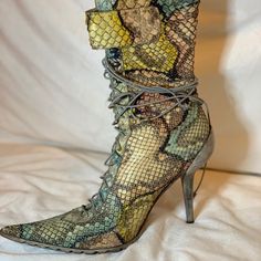 Boats Multi Color Snake Skin Skin Color, Snake Skin, Boats, Bootie Boots, Ankle Boots, Multi Color, Size 6, Women Shoes, Cream