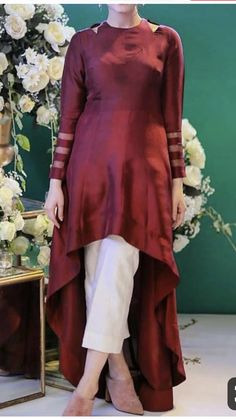 Sharara Designs, Oppo F9, Kurti Embroidery, Indian Salwar Kameez, Pakistani Fashion Party Wear, Kurti Designs Party Wear, Kurti Neck Designs