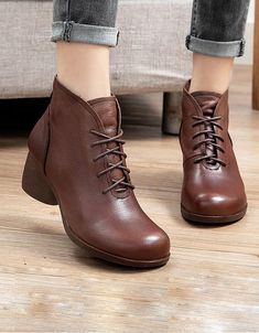 Comfy Dress Shoes, Antique Accessories, Handmade Leather Boots, Shoes Walking, Shoes World, Comfy Dress, Handmade Leather Shoes, Walking Boots, Shoes Comfortable