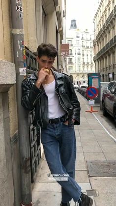 Manu Rios Outfit, Bad Boy Outfit, Bad Boy Outfits, Greaser Outfit, Mens Outfits Dressy, 80s Outfit