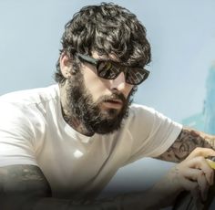 Zayn Malik Hairstyle, Beard Hairstyle, Mens Hairstyles Short, Hair And Beard Styles